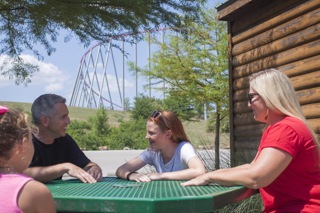 Worlds Of Fun Village แคนซัสซิตี ภายนอก รูปภาพ
