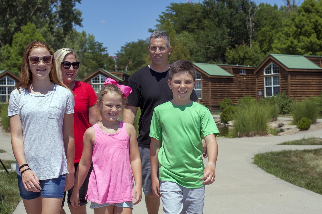 Worlds Of Fun Village แคนซัสซิตี ภายนอก รูปภาพ